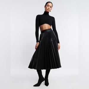NWT BCBG Maxazaria Audette Faux Leather Pleated Midi Skirt
